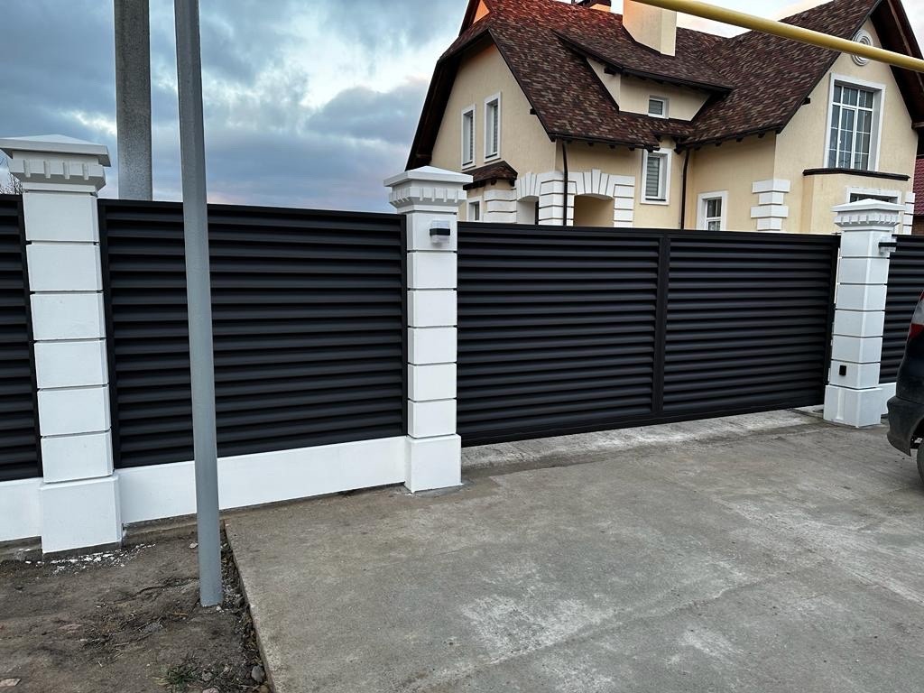 Забор из ламелей Еврожалюзи 35м RAL8019/8019 Темный Шоколад двусторонний MATTE фото 1 в Йошкар-Оле