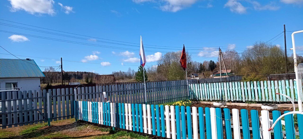 Забор из евроштакетника 16м RAL5021 Морская Волна, RAL9003 Белый фото 3 в Йошкар-Оле